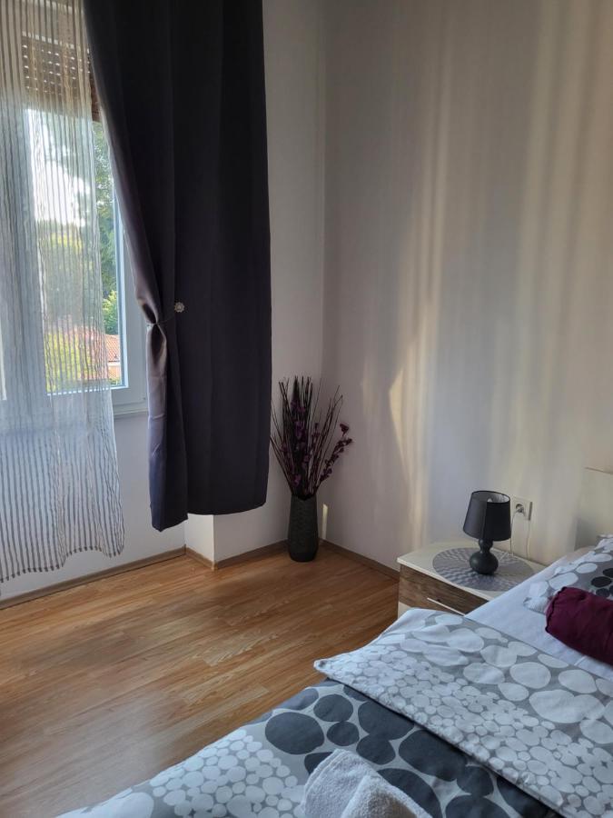 Rijeka Apartment With Free Parking And Large Balcony Eksteriør bilde